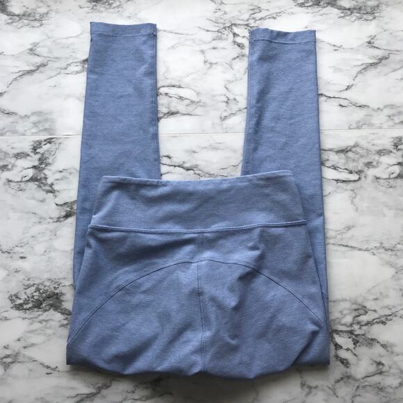 Outdoor Voices Warmup Cropped Lilac Leggings - Picture 6 of 7